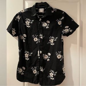 Denim and Flower Ricky Singh button down short sleeve black men’s size small S